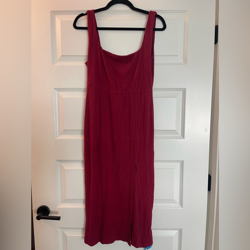 Women’s Fitted Midi Dress